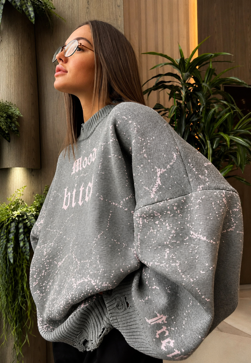 Oversized damestrui met grafische print en gescheurde details - Liora