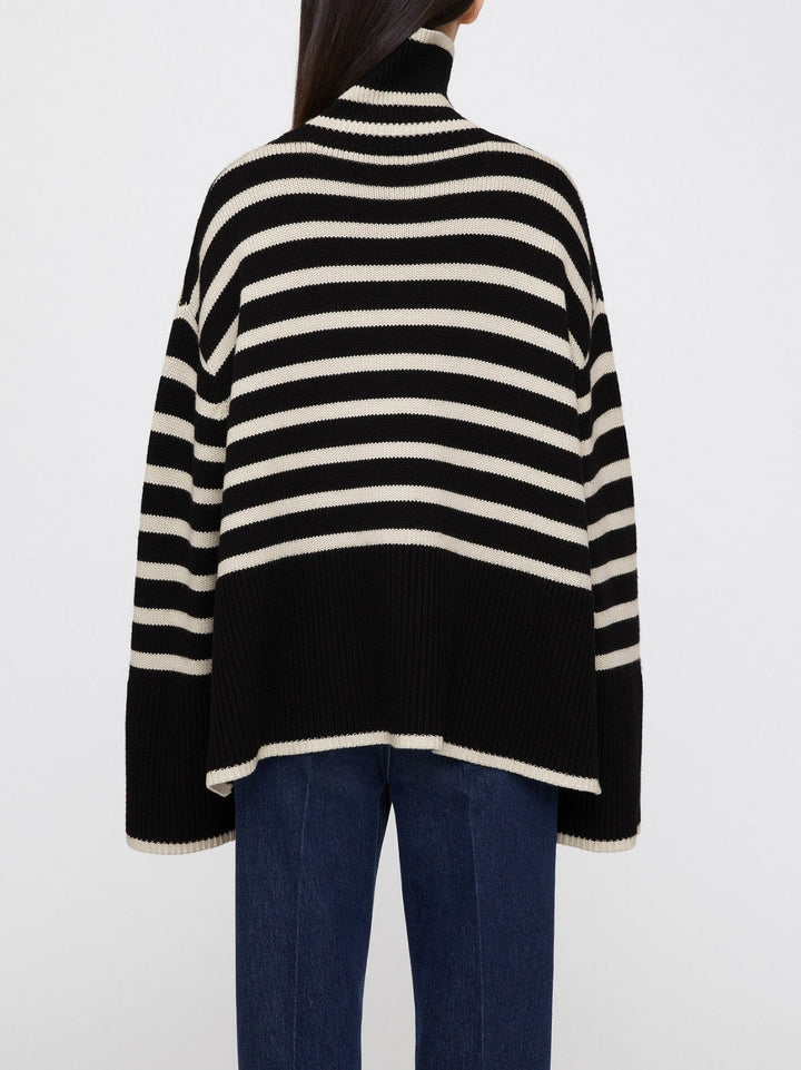 Oversized damestrui met strepen, rolkraag en wijde mouwen - Leonie