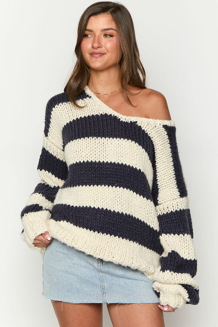Oversized damestrui met strepen en blote schouders - Frida