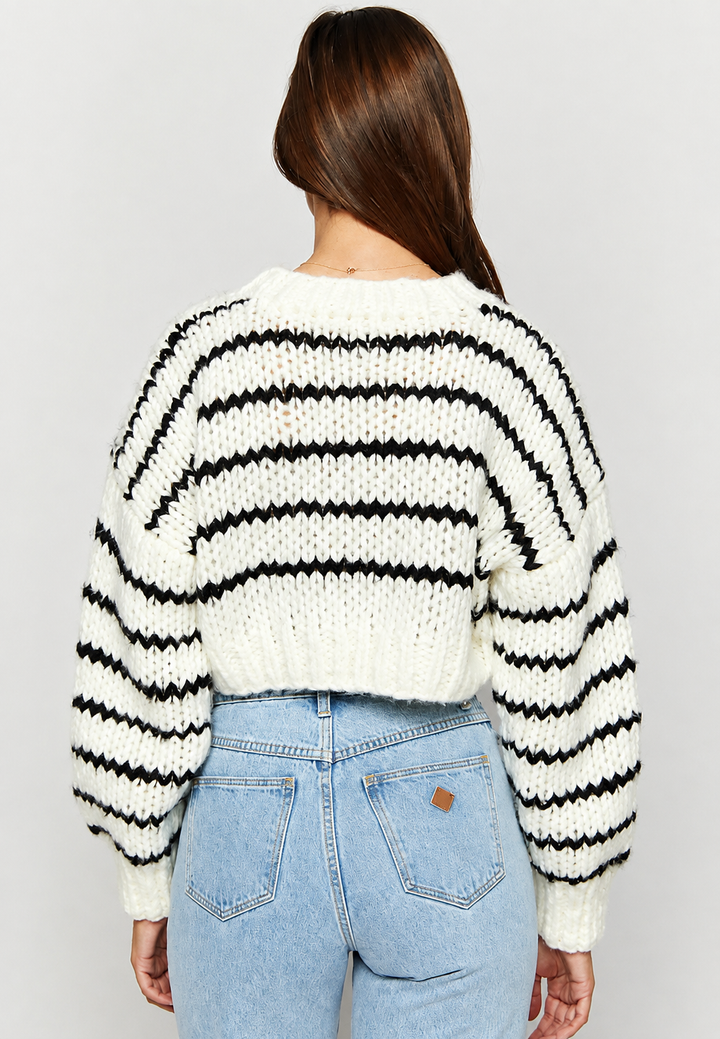 Oversized trui met grof breisel, wijde mouwen en ronde hals - Ovacona