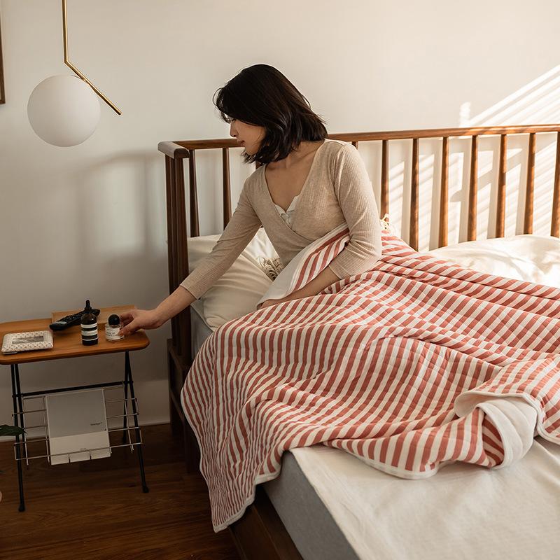 Gestreepte licht zomerse sprei