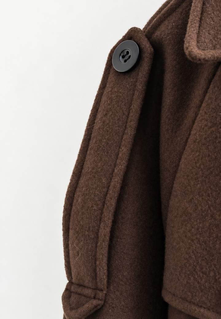 Korte trenchcoat voor dames met dubbele knoopsluiting en riem - Élise