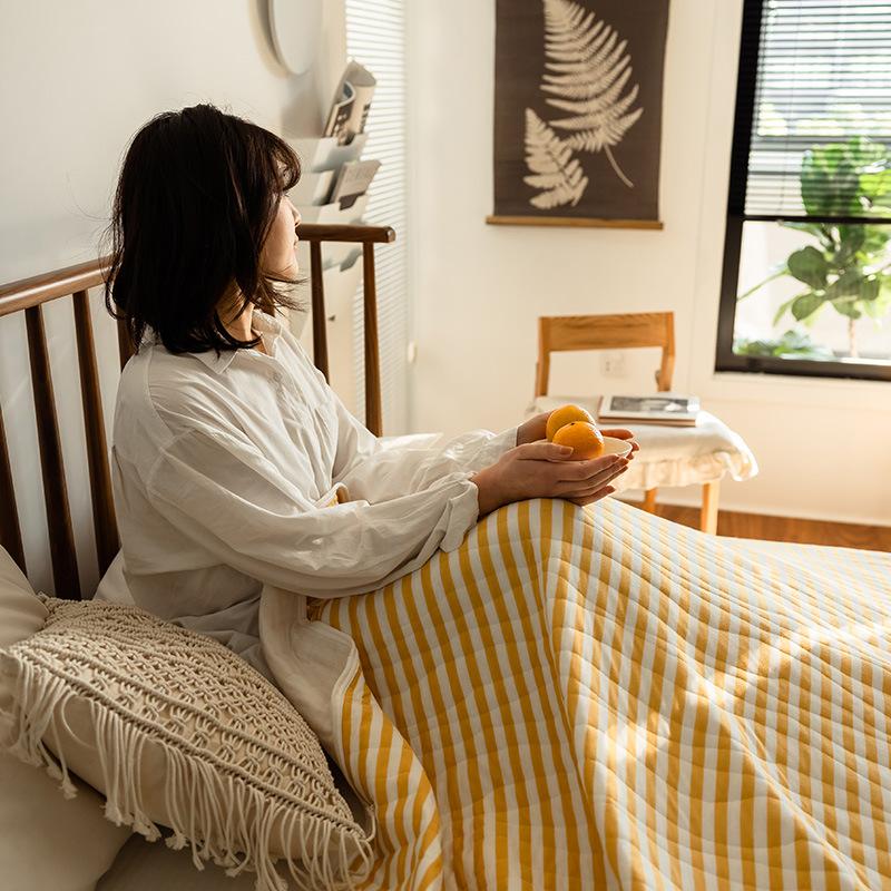 Gestreepte licht zomerse sprei